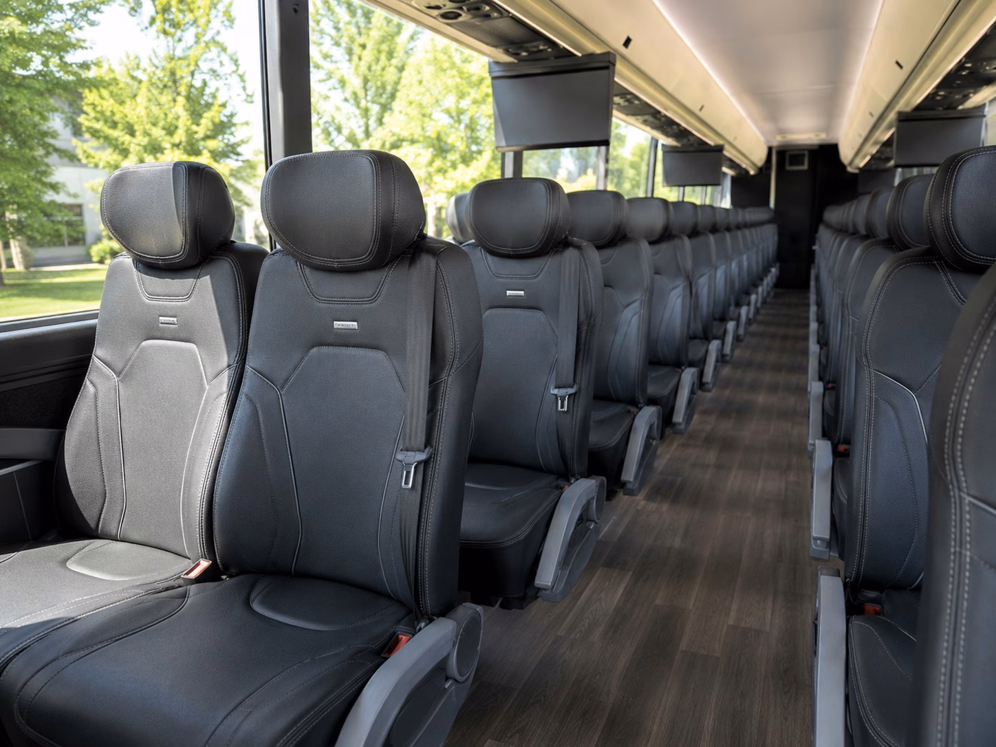bus type affects charter bus prices in fort myers florida