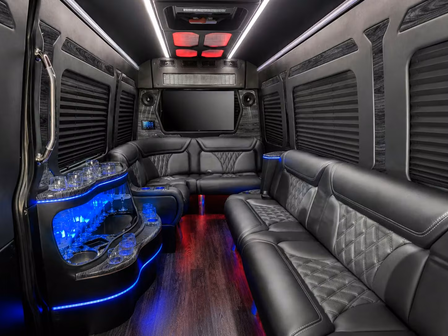 corporate groups traveling from fort myers can book long distance shuttles with ease