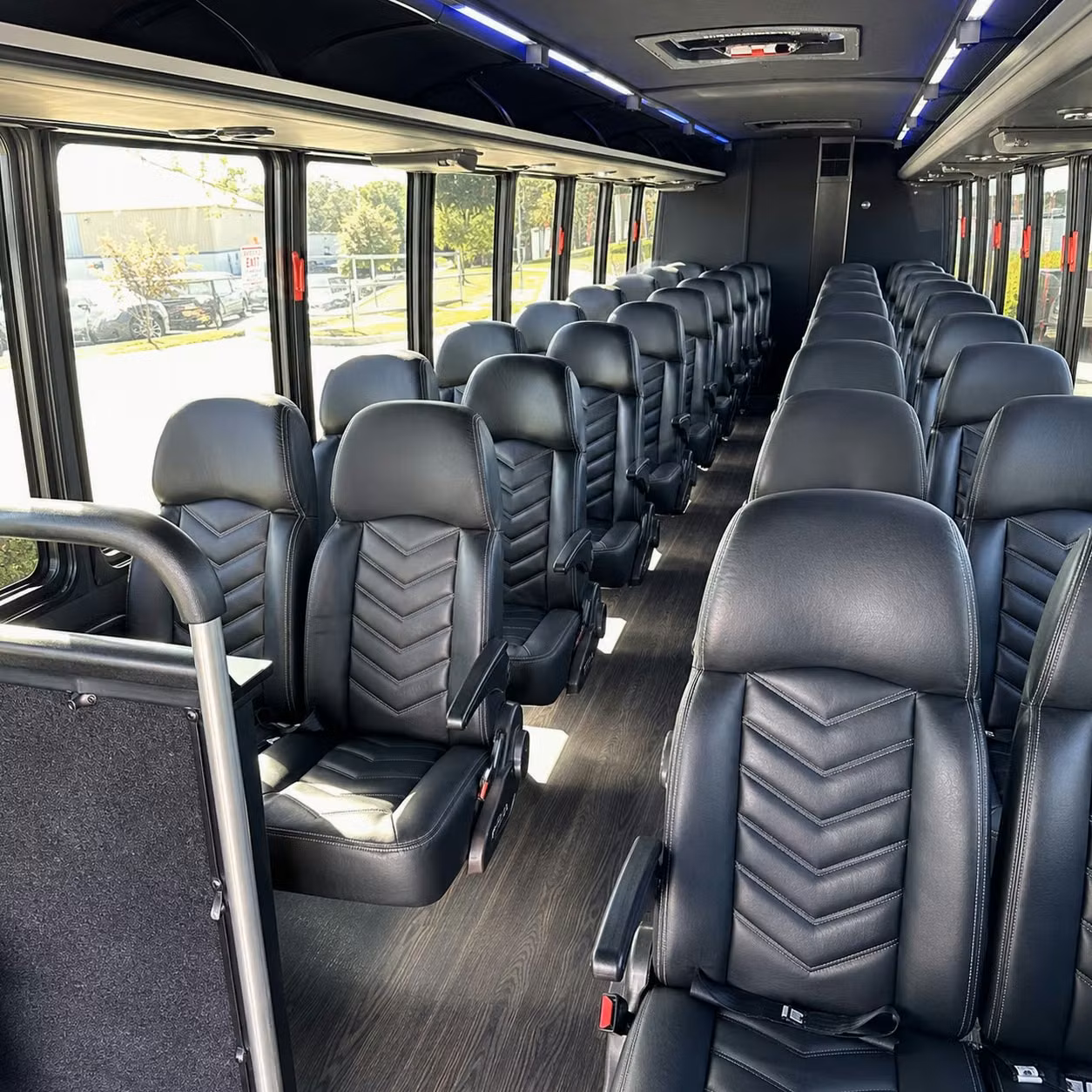 fort myers 30 passenger minibus rental