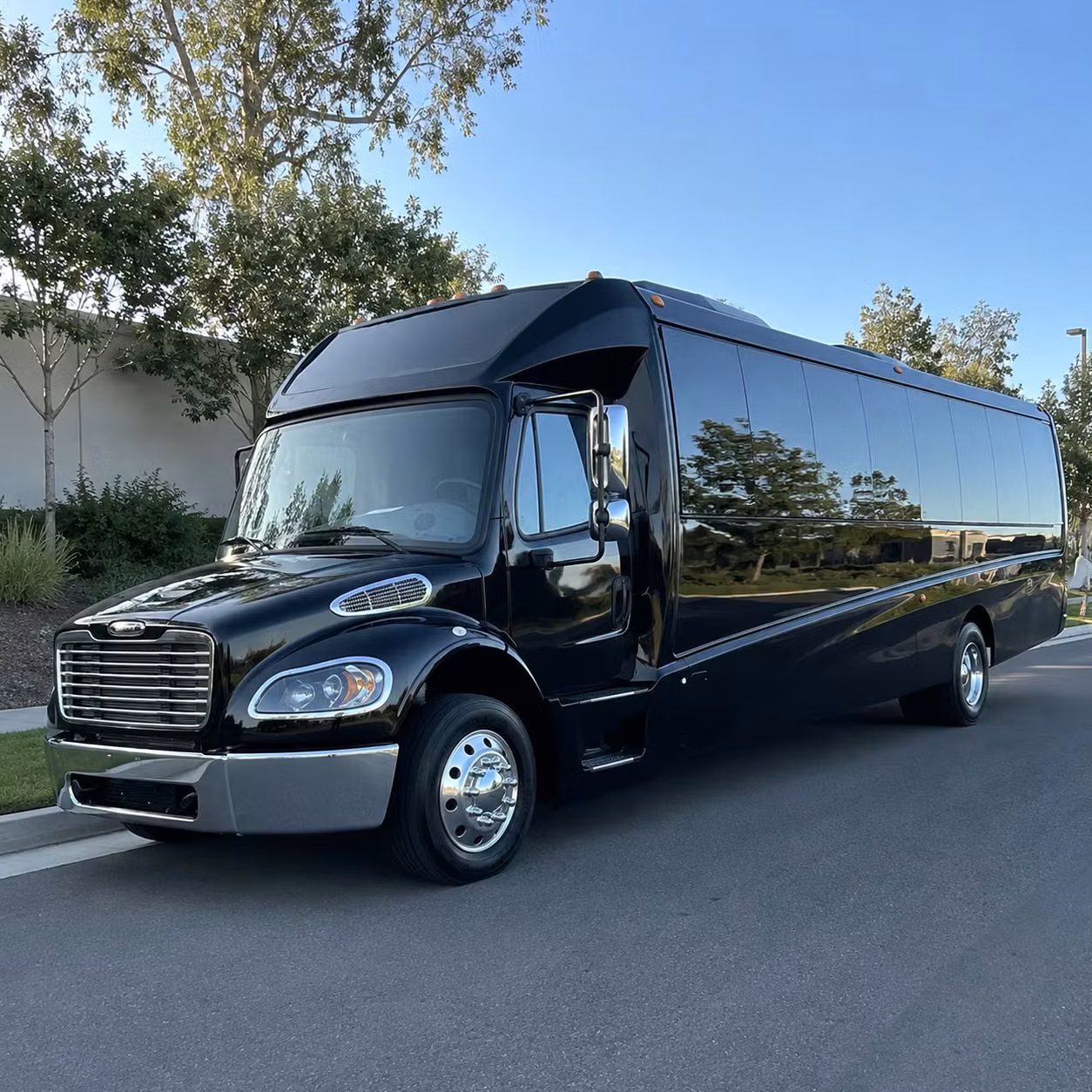 fort myers 35 passenger minibus rental