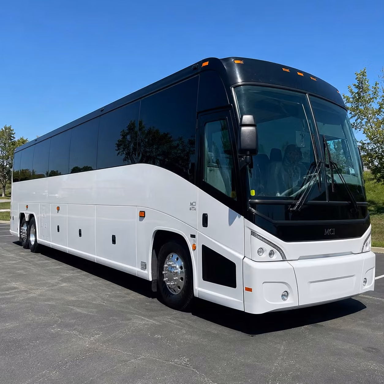 fort myers beach and sanibel island airport shuttles get the whole group there together