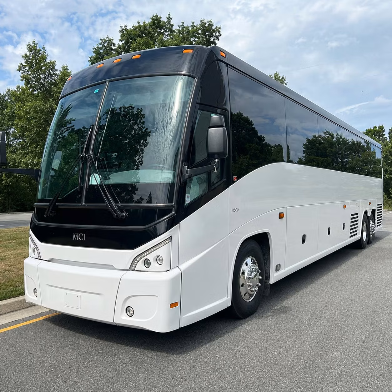 fort myers charter bus rental fleet