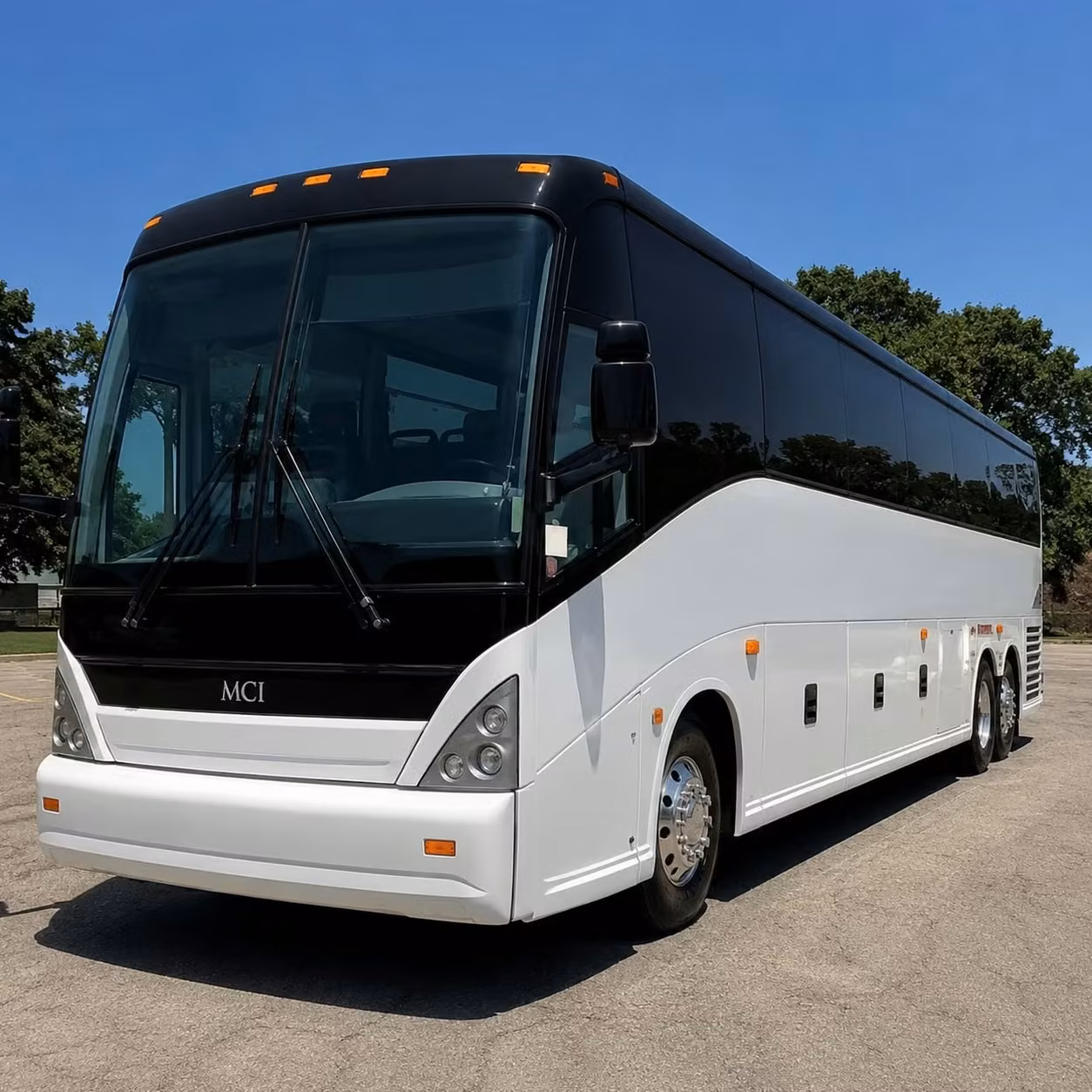 fort myers hotel shuttle bus rentals keep out of town guests moving between rsw and area resorts