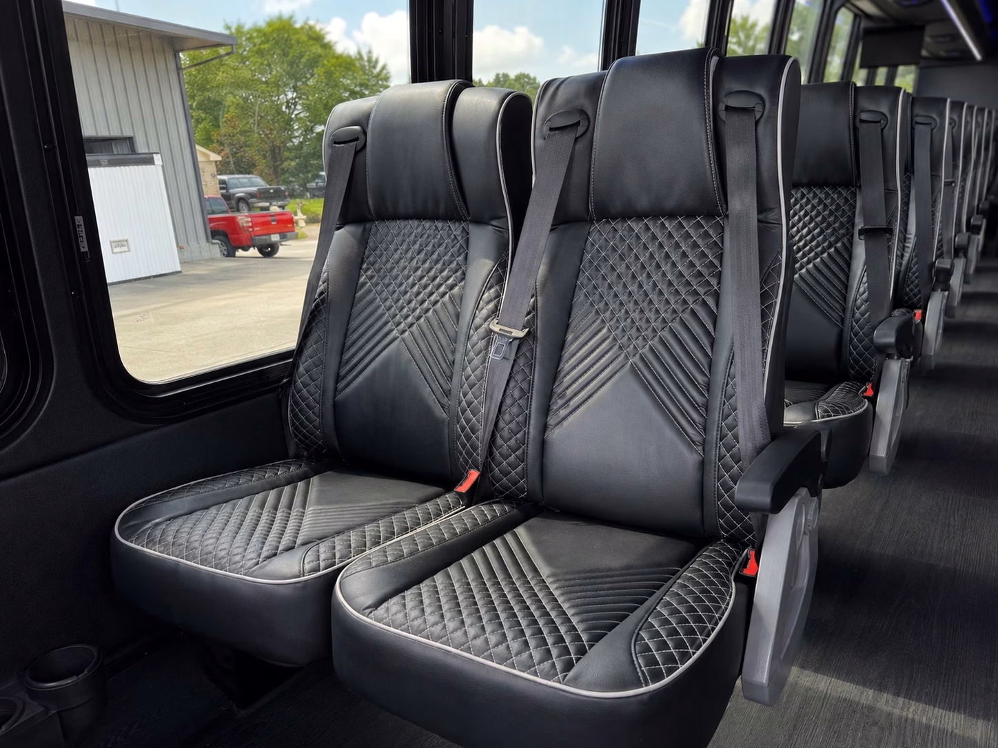long distance corporate charter bus rentals from fort myers